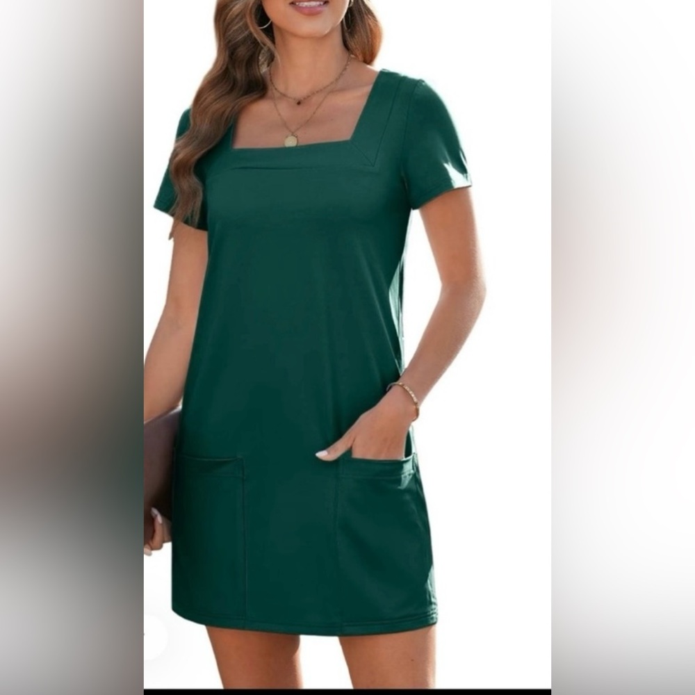 T shirt mini dress square neck green  size medium NEW!
